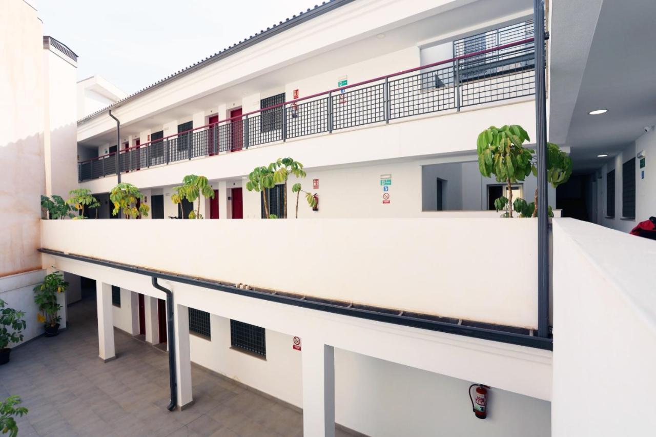 Casa Fenicia - Cosy Apartment With Free Private Parking Малага Екстер'єр фото