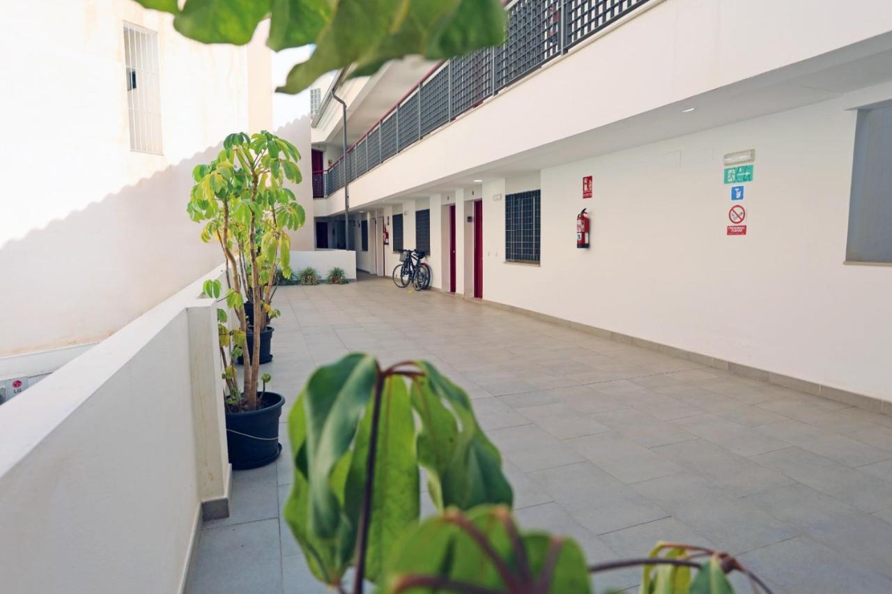 Casa Fenicia - Cosy Apartment With Free Private Parking Малага Екстер'єр фото